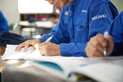 専門学校東京工科自動車大学校［品川校］(전문학교 도쿄공과자동차대학교 [시나가와교]) 학교 특별한장점 2